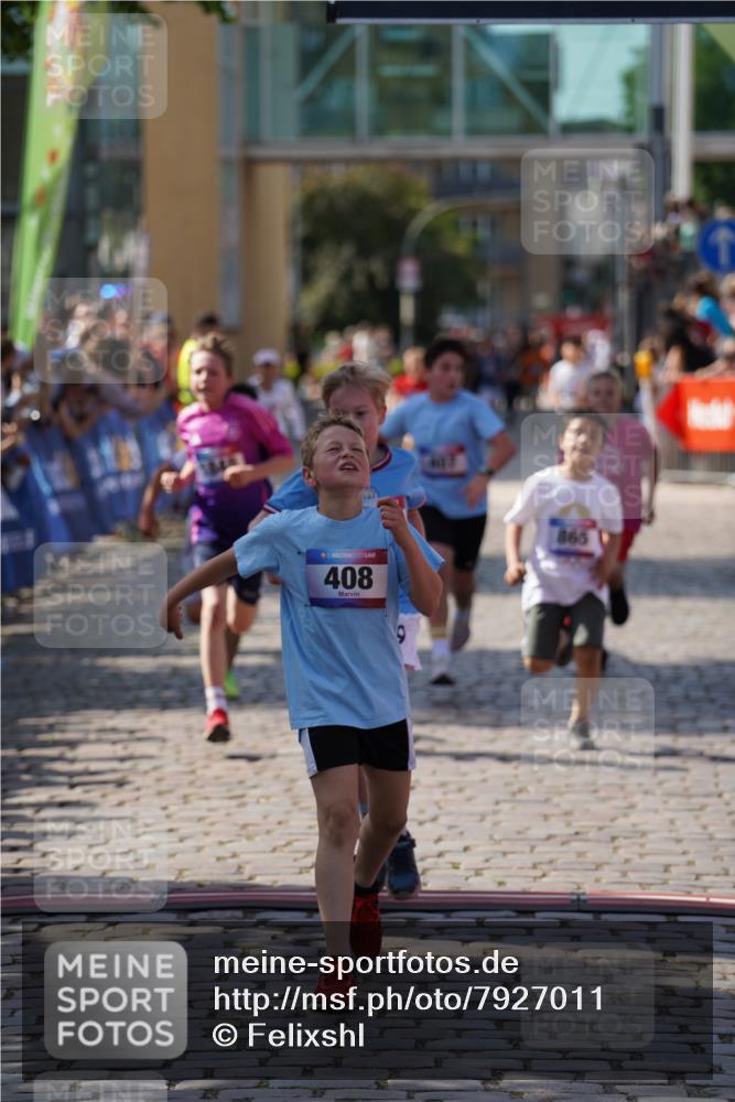 13.06.2025 - Holstenköstenlauf Felixshl http://msf.ph/oto/7927011 13.06.2025 16:50:48 Laufen 22, 270, 407, 408, 818, 1117, 1123, 1363, 1409, 1802, 1830, 1848, 1919 meine-sportfotos.de
