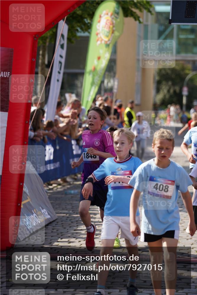 13.06.2025 - Holstenköstenlauf Felixshl http://msf.ph/oto/7927015 13.06.2025 16:50:49 Laufen 22, 270, 407, 408, 818, 940, 1117, 1123, 1363, 1409, 1802, 1830, 1848, 1919 meine-sportfotos.de