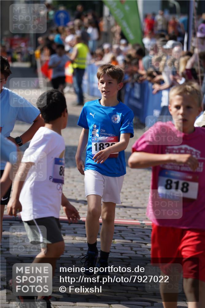 13.06.2025 - Holstenköstenlauf Felixshl http://msf.ph/oto/7927022 13.06.2025 16:50:52 Laufen 144, 270, 407, 408, 818, 940, 1117, 1123, 1124, 1363, 1409, 1830, 1848 meine-sportfotos.de