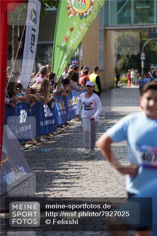 13.06.2025 - Holstenköstenlauf Felixshl http://msf.ph/oto/7927025 13.06.2025 16:50:54 Laufen 144, 270, 407, 818, 940, 1117, 1124, 1363, 1409, 1830 meine-sportfotos.de