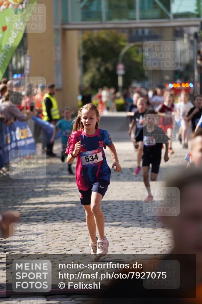 13.06.2025 - Holstenköstenlauf Felixshl http://msf.ph/oto/7927075 13.06.2025 16:51:17 Laufen 56, 91, 396, 414, 416, 534, 552, 799, 804, 932, 1258, 1259, 1407, 1430, 1809, 1927 meine-sportfotos.de