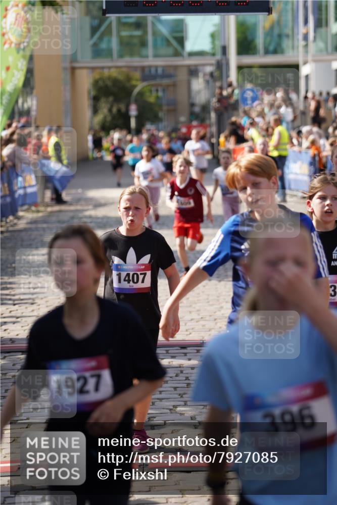 13.06.2025 - Holstenköstenlauf Felixshl http://msf.ph/oto/7927085 13.06.2025 16:51:22 Laufen 56, 534, 804, 810, 932, 939, 1029, 1035, 1259, 1407, 1430, 1809, 1882, 1927 meine-sportfotos.de