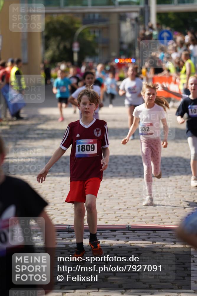 13.06.2025 - Holstenköstenlauf Felixshl http://msf.ph/oto/7927091 13.06.2025 16:51:24 Laufen 56, 804, 810, 932, 939, 1029, 1035, 1259, 1262, 1407, 1430, 1807, 1809, 1882 meine-sportfotos.de