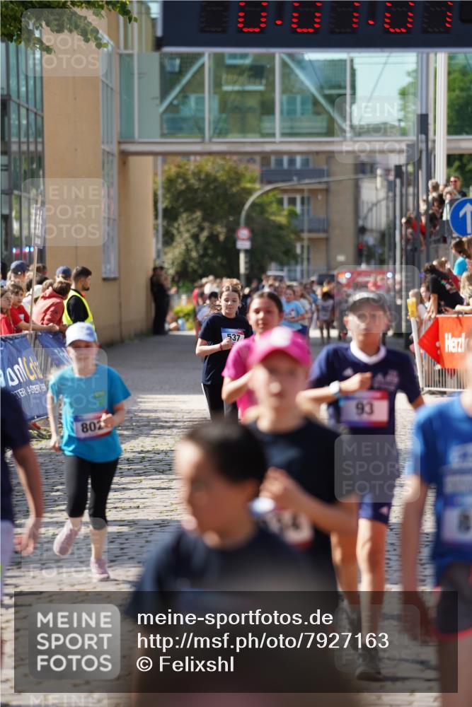 13.06.2025 - Holstenköstenlauf Felixshl http://msf.ph/oto/7927163 13.06.2025 16:52:00 Laufen 41, 48, 93, 399, 537, 798, 802, 814, 815, 1032, 1034, 1113, 1260, 1366, 1935 meine-sportfotos.de