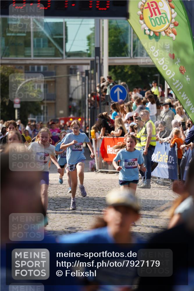 13.06.2025 - Holstenköstenlauf Felixshl http://msf.ph/oto/7927179 13.06.2025 16:52:10 Laufen 68, 395, 397, 400, 405, 798, 814, 1040, 1109, 1111, 1883 meine-sportfotos.de
