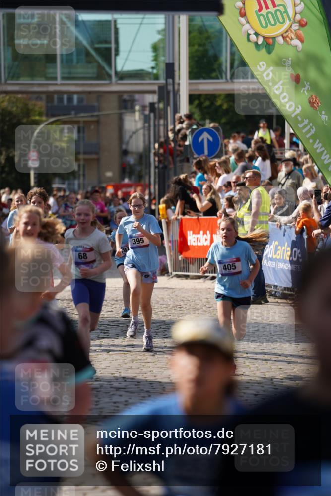 13.06.2025 - Holstenköstenlauf Felixshl http://msf.ph/oto/7927181 13.06.2025 16:52:10 Laufen 68, 395, 397, 400, 405, 798, 814, 1040, 1109, 1111, 1883 meine-sportfotos.de