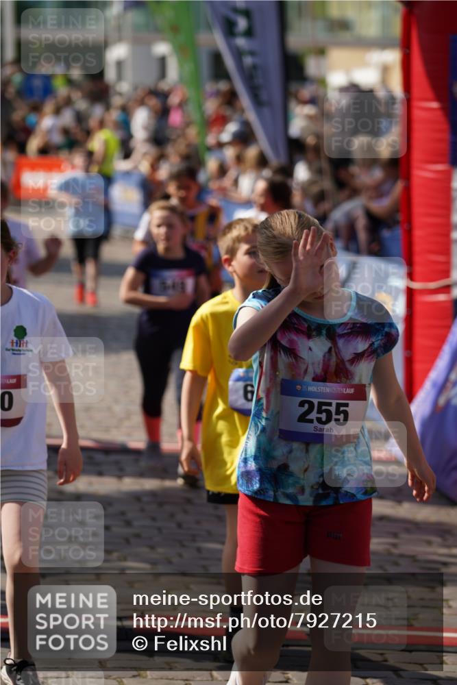 13.06.2025 - Holstenköstenlauf Felixshl http://msf.ph/oto/7927215 13.06.2025 16:52:27 Laufen 255, 262, 266, 394, 412, 540, 549, 555, 660, 817, 927, 930, 936, 938, 1108, 1250, 1263, 1266 meine-sportfotos.de