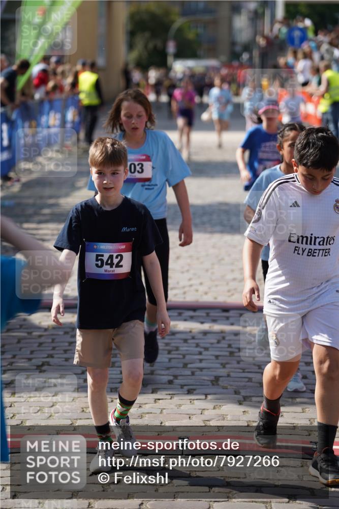 13.06.2025 - Holstenköstenlauf Felixshl http://msf.ph/oto/7927266 13.06.2025 16:52:49 Laufen 257, 403, 542, 551, 797, 803, 816, 931, 1253 meine-sportfotos.de