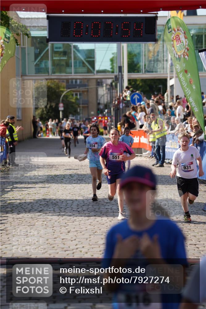 13.06.2025 - Holstenköstenlauf Felixshl http://msf.ph/oto/7927274 13.06.2025 16:52:53 Laufen 551, 554, 816, 931, 1254, 1257 meine-sportfotos.de
