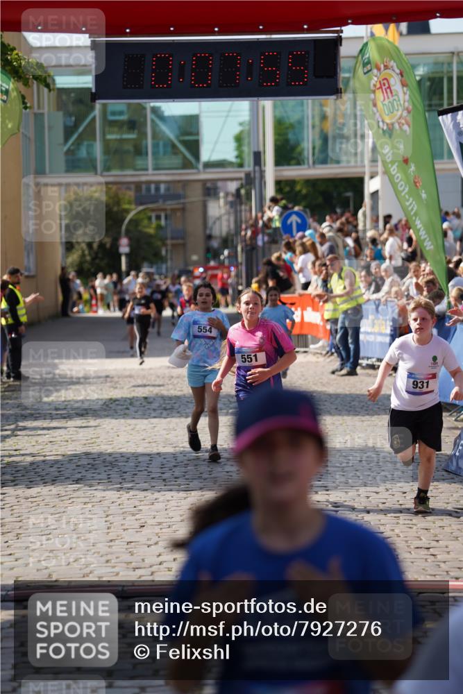 13.06.2025 - Holstenköstenlauf Felixshl http://msf.ph/oto/7927276 13.06.2025 16:52:54 Laufen 551, 554, 816, 931, 1254, 1257 meine-sportfotos.de