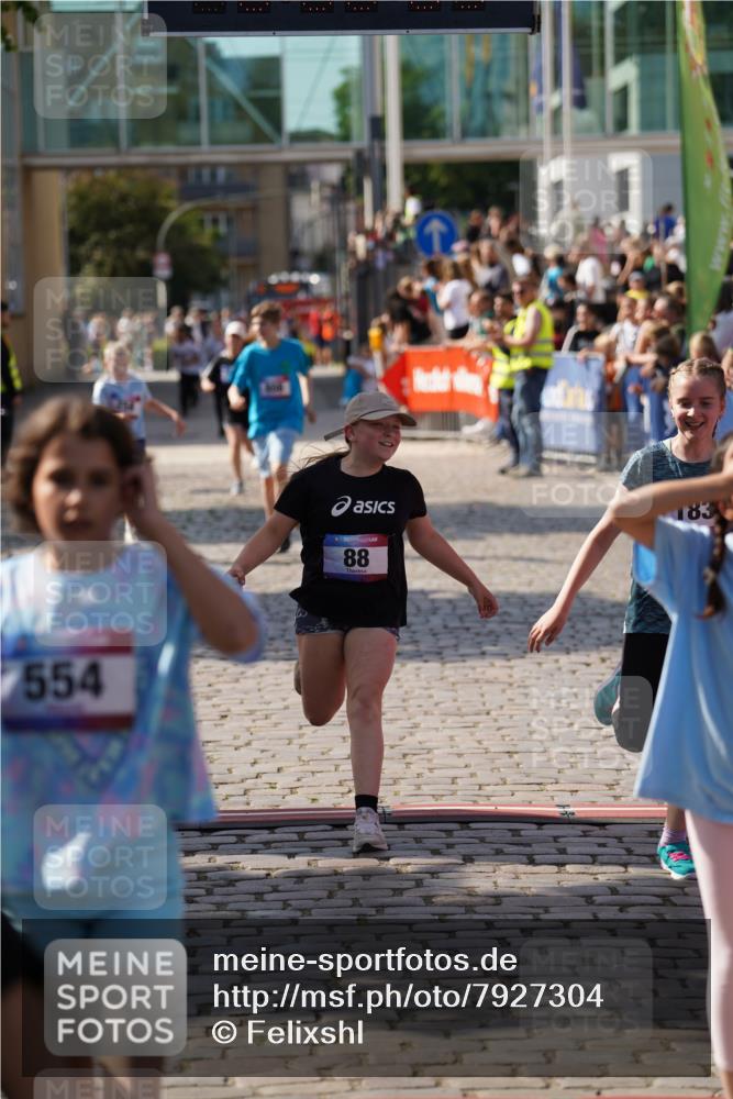 13.06.2025 - Holstenköstenlauf Felixshl http://msf.ph/oto/7927304 13.06.2025 16:53:04 Laufen 88, 89, 258, 808, 1254, 1257, 1835 meine-sportfotos.de