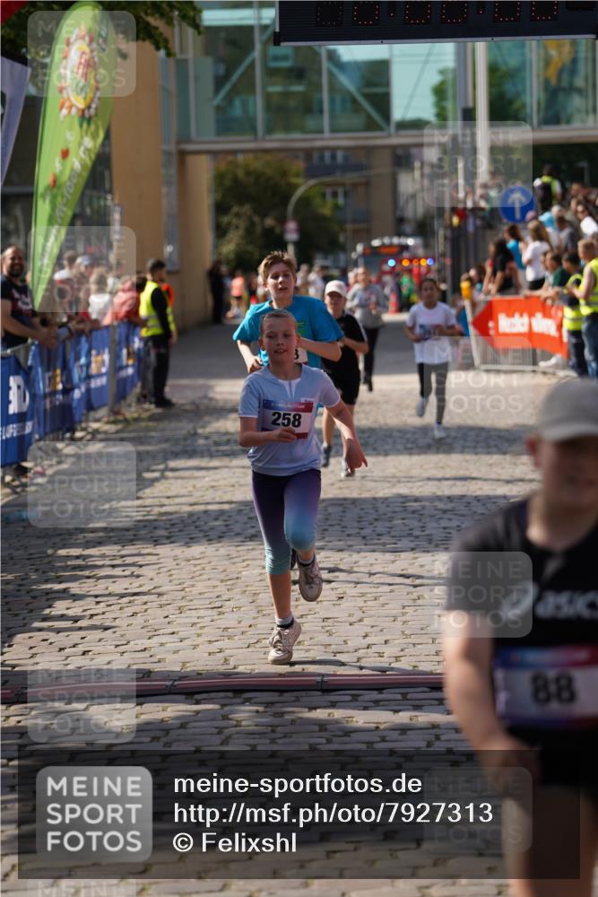 13.06.2025 - Holstenköstenlauf Felixshl http://msf.ph/oto/7927313 13.06.2025 16:53:07 Laufen 88, 89, 258, 261, 808, 1368, 1835 meine-sportfotos.de