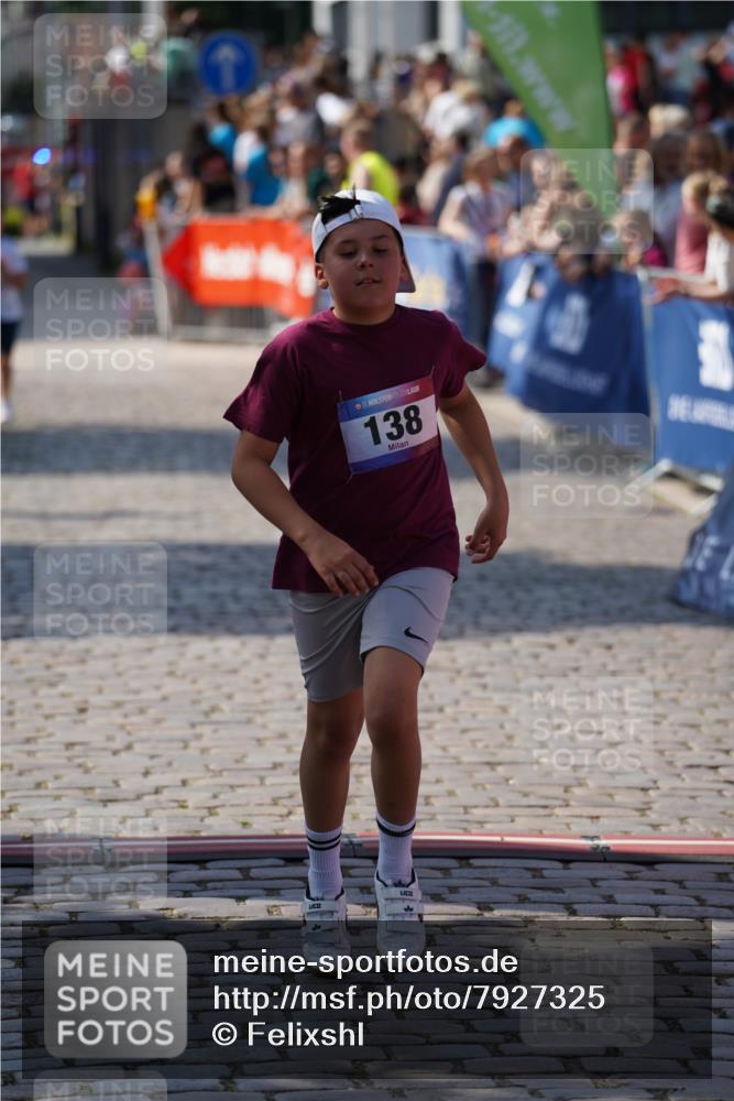 13.06.2025 - Holstenköstenlauf Felixshl http://msf.ph/oto/7927325 13.06.2025 16:53:16 Laufen 138, 261, 410, 928, 1368 meine-sportfotos.de