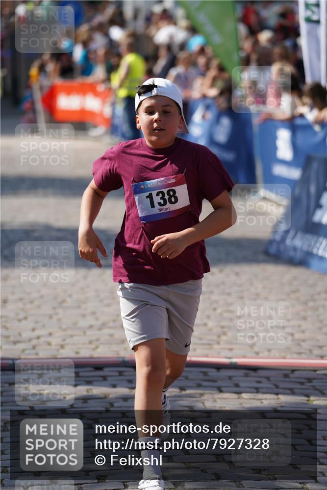 13.06.2025 - Holstenköstenlauf Felixshl http://msf.ph/oto/7927328 13.06.2025 16:53:17 Laufen 138, 261, 410, 928, 1368 meine-sportfotos.de