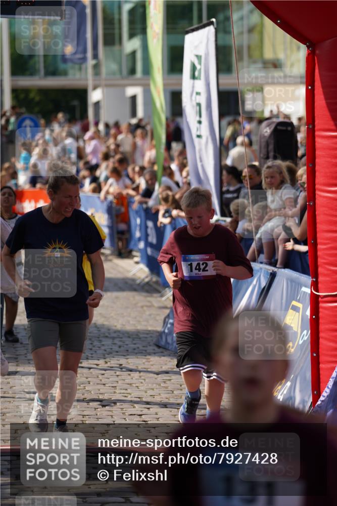 13.06.2025 - Holstenköstenlauf Felixshl http://msf.ph/oto/7927428 13.06.2025 16:54:09 Laufen 131, 142, 556, 663, 1249 meine-sportfotos.de