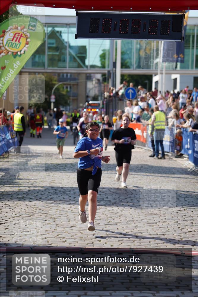 13.06.2025 - Holstenköstenlauf Felixshl http://msf.ph/oto/7927439 13.06.2025 16:54:20 Laufen 545, 547 meine-sportfotos.de