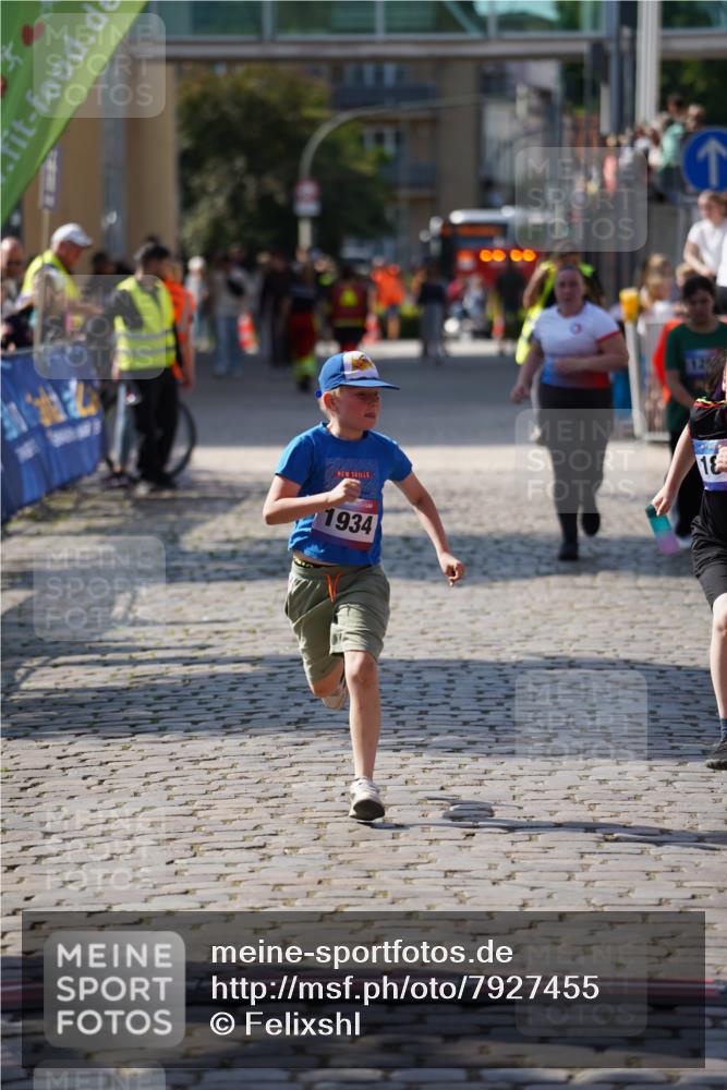 13.06.2025 - Holstenköstenlauf Felixshl http://msf.ph/oto/7927455 13.06.2025 16:54:26 Laufen 547, 1255, 1256 meine-sportfotos.de