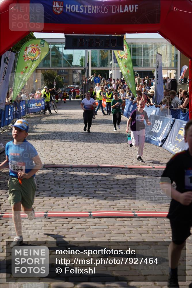 13.06.2025 - Holstenköstenlauf Felixshl http://msf.ph/oto/7927464 13.06.2025 16:54:29 Laufen 547, 1255, 1256 meine-sportfotos.de