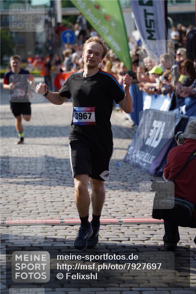 13.06.2025 - Holstenköstenlauf Felixshl http://msf.ph/oto/7927697 13.06.2025 17:48:03 Laufen 2176, 3967 meine-sportfotos.de