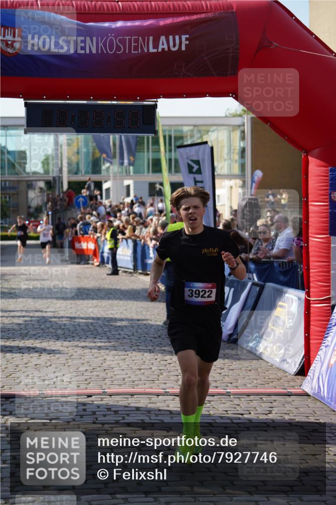 13.06.2025 - Holstenköstenlauf Felixshl http://msf.ph/oto/7927746 13.06.2025 17:48:52 Laufen 2388, 2582, 3878, 3922 meine-sportfotos.de