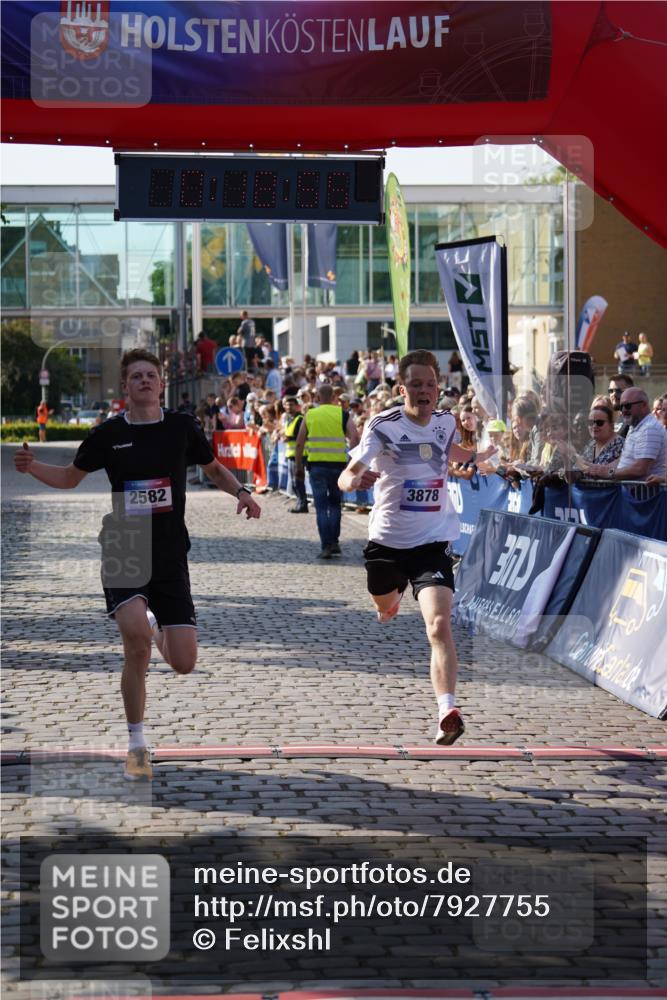 13.06.2025 - Holstenköstenlauf Felixshl http://msf.ph/oto/7927755 13.06.2025 17:48:56 Laufen 2582, 3878, 3922 meine-sportfotos.de