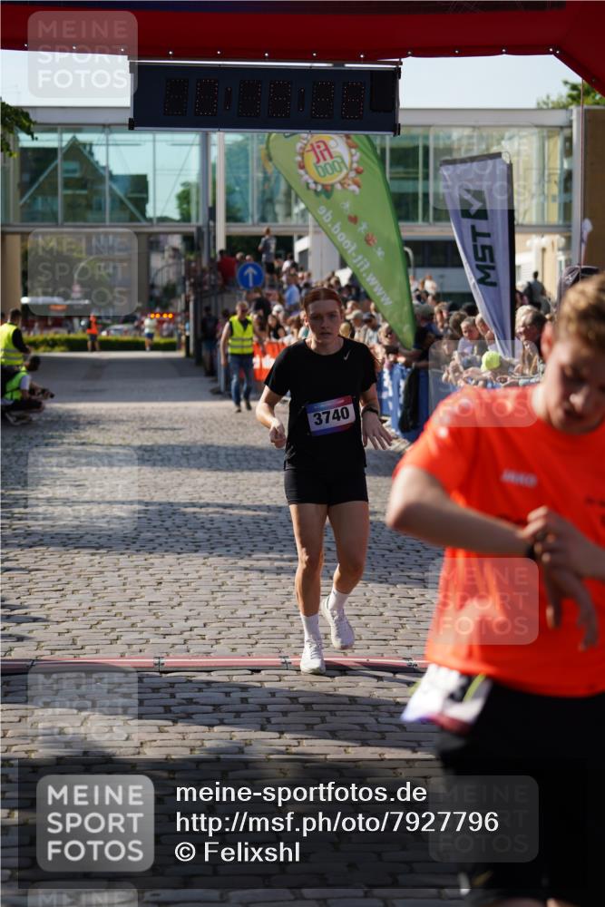 13.06.2025 - Holstenköstenlauf Felixshl http://msf.ph/oto/7927796 13.06.2025 17:49:29 Laufen 2153, 3651, 3740, 3943 meine-sportfotos.de