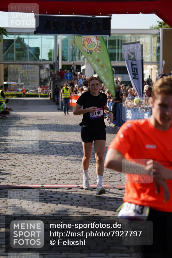 13.06.2025 - Holstenköstenlauf Felixshl http://msf.ph/oto/7927797 13.06.2025 17:49:29 Laufen 2153, 3651, 3740, 3943 meine-sportfotos.de