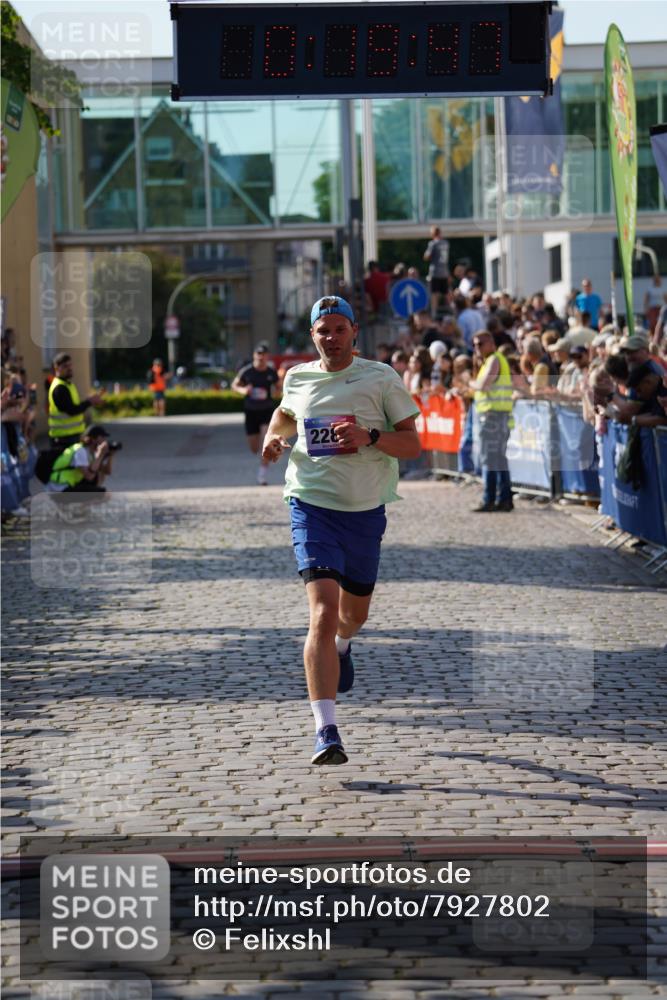 13.06.2025 - Holstenköstenlauf Felixshl http://msf.ph/oto/7927802 13.06.2025 17:49:48 Laufen 2287, 2595, 3271 meine-sportfotos.de