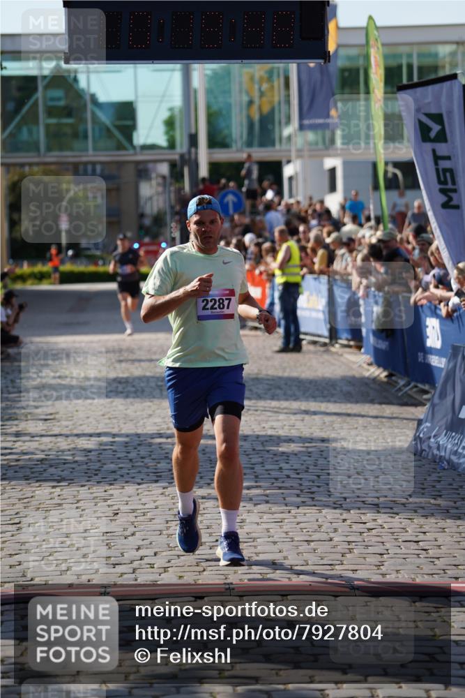 13.06.2025 - Holstenköstenlauf Felixshl http://msf.ph/oto/7927804 13.06.2025 17:49:49 Laufen 2287, 2595, 3271 meine-sportfotos.de