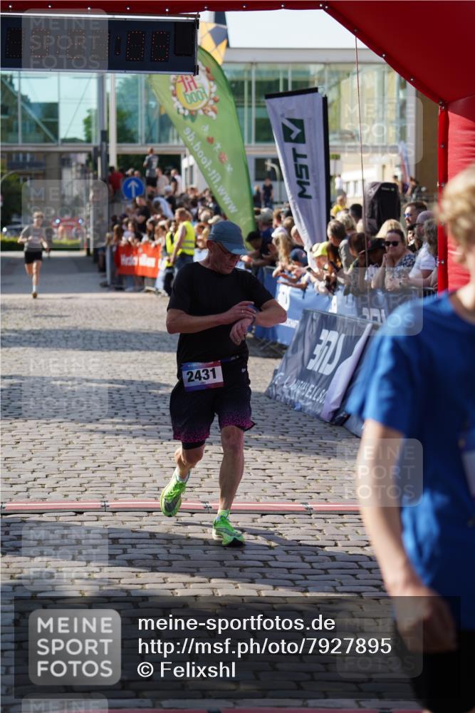 13.06.2025 - Holstenköstenlauf Felixshl http://msf.ph/oto/7927895 13.06.2025 17:51:06 Laufen 2431, 2988, 3855, 3894 meine-sportfotos.de