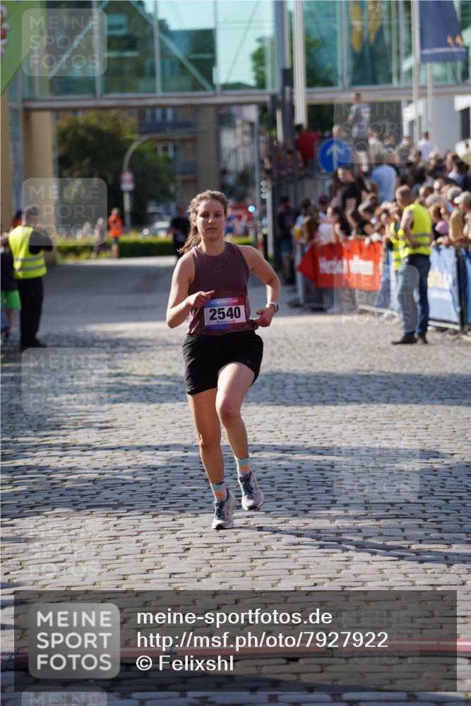 13.06.2025 - Holstenköstenlauf Felixshl http://msf.ph/oto/7927922 13.06.2025 17:51:23 Laufen 2540 meine-sportfotos.de