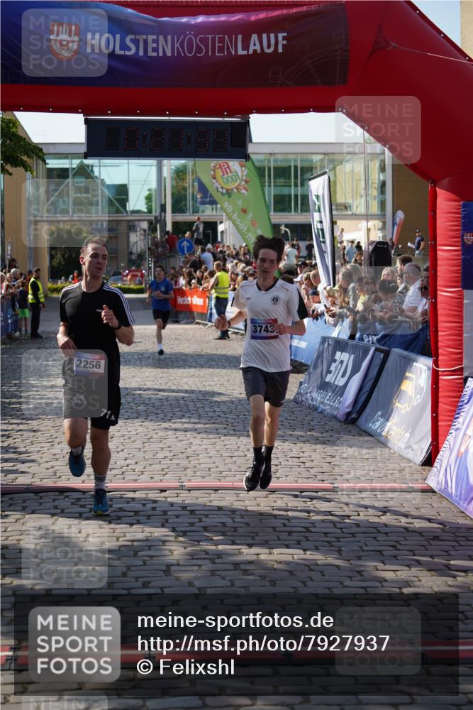 13.06.2025 - Holstenköstenlauf Felixshl http://msf.ph/oto/7927937 13.06.2025 17:51:36 Laufen 2256, 3011, 3743 meine-sportfotos.de