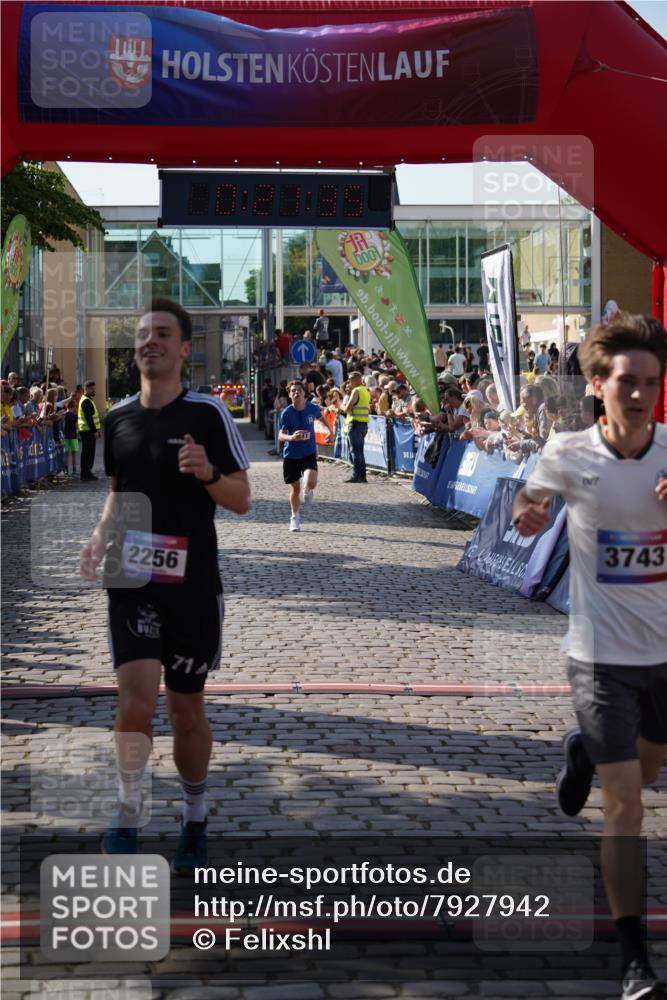 13.06.2025 - Holstenköstenlauf Felixshl http://msf.ph/oto/7927942 13.06.2025 17:51:36 Laufen 2256, 3011, 3743 meine-sportfotos.de