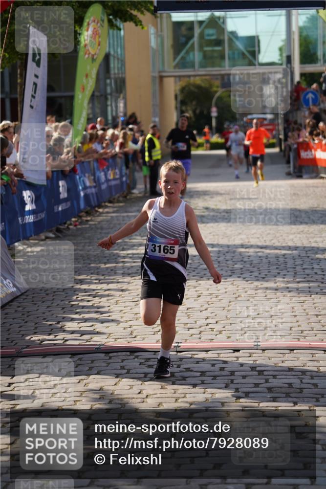 13.06.2025 - Holstenköstenlauf Felixshl http://msf.ph/oto/7928089 13.06.2025 17:53:09 Laufen 2416, 3165, 3193, 3268, 3944 meine-sportfotos.de