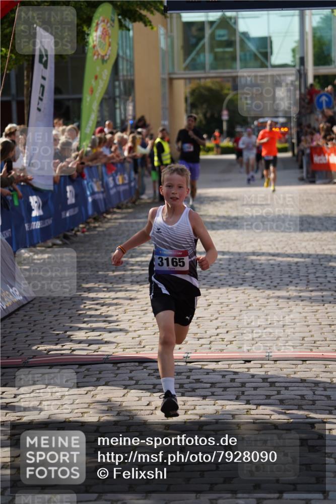 13.06.2025 - Holstenköstenlauf Felixshl http://msf.ph/oto/7928090 13.06.2025 17:53:09 Laufen 2416, 3165, 3193, 3268, 3944 meine-sportfotos.de