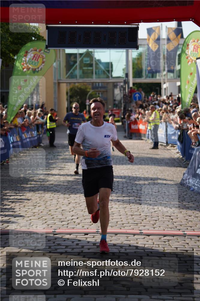 13.06.2025 - Holstenköstenlauf Felixshl http://msf.ph/oto/7928152 13.06.2025 17:53:47 Laufen 2511, 2643, 2654, 3784, 3826 meine-sportfotos.de