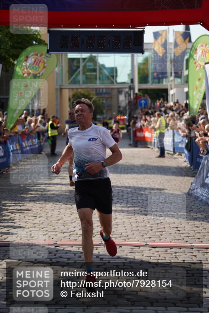 13.06.2025 - Holstenköstenlauf Felixshl http://msf.ph/oto/7928154 13.06.2025 17:53:48 Laufen 2511, 2643, 2654, 3784, 3826 meine-sportfotos.de