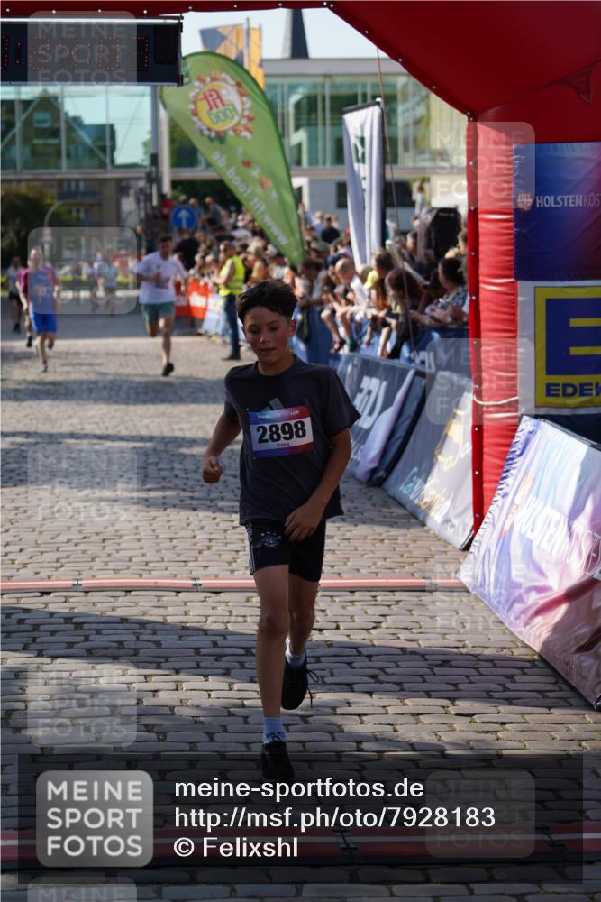 13.06.2025 - Holstenköstenlauf Felixshl http://msf.ph/oto/7928183 13.06.2025 17:54:08 Laufen 2327, 2353, 2898, 3893 meine-sportfotos.de