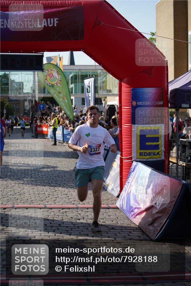 13.06.2025 - Holstenköstenlauf Felixshl http://msf.ph/oto/7928188 13.06.2025 17:54:11 Laufen 2327, 2353, 2898, 3823, 3893 meine-sportfotos.de