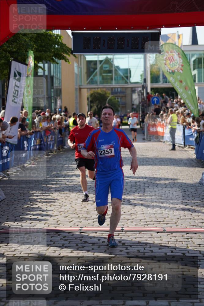 13.06.2025 - Holstenköstenlauf Felixshl http://msf.ph/oto/7928191 13.06.2025 17:54:13 Laufen 2327, 2353, 3099, 3823, 3893 meine-sportfotos.de