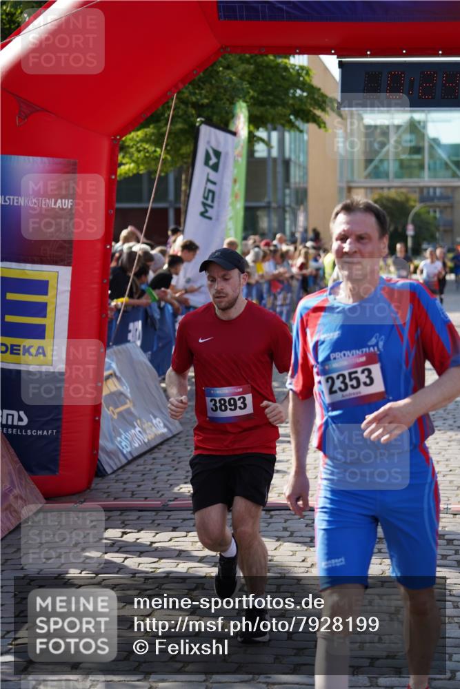 13.06.2025 - Holstenköstenlauf Felixshl http://msf.ph/oto/7928199 13.06.2025 17:54:15 Laufen 2154, 2327, 2353, 3099, 3774, 3823, 3893, 3968 meine-sportfotos.de