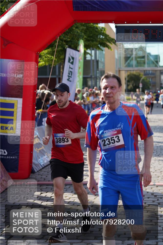 13.06.2025 - Holstenköstenlauf Felixshl http://msf.ph/oto/7928200 13.06.2025 17:54:15 Laufen 2154, 2327, 2353, 3099, 3774, 3823, 3893, 3968 meine-sportfotos.de