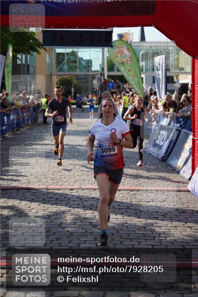 13.06.2025 - Holstenköstenlauf Felixshl http://msf.ph/oto/7928205 13.06.2025 17:54:21 Laufen 2154, 3032, 3099, 3774, 3823, 3968 meine-sportfotos.de
