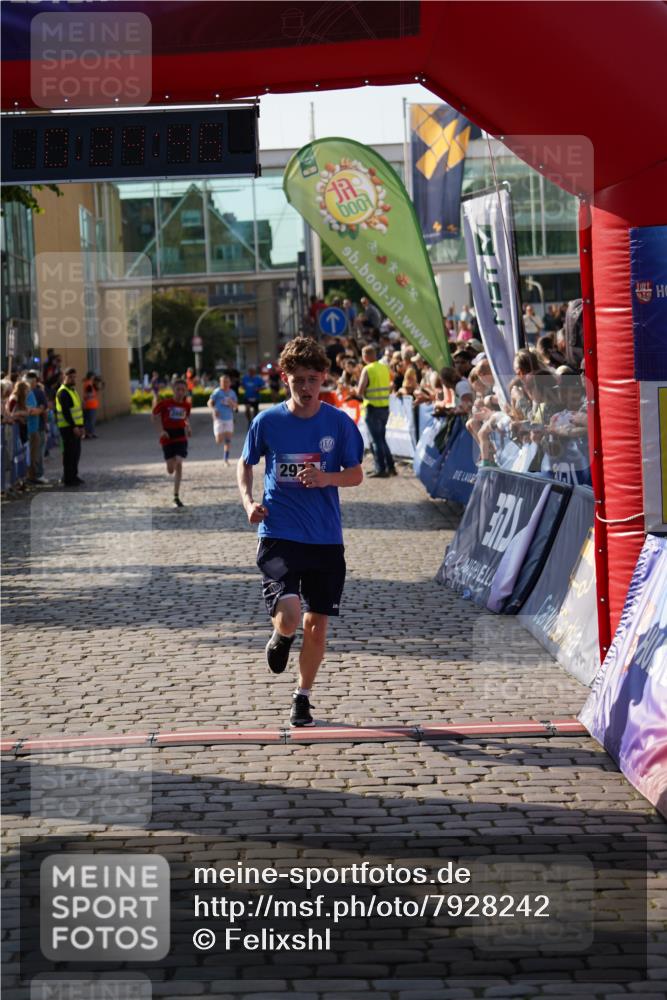 13.06.2025 - Holstenköstenlauf Felixshl http://msf.ph/oto/7928242 13.06.2025 17:54:47 Laufen 2620, 2893, 2979, 3245, 3736 meine-sportfotos.de
