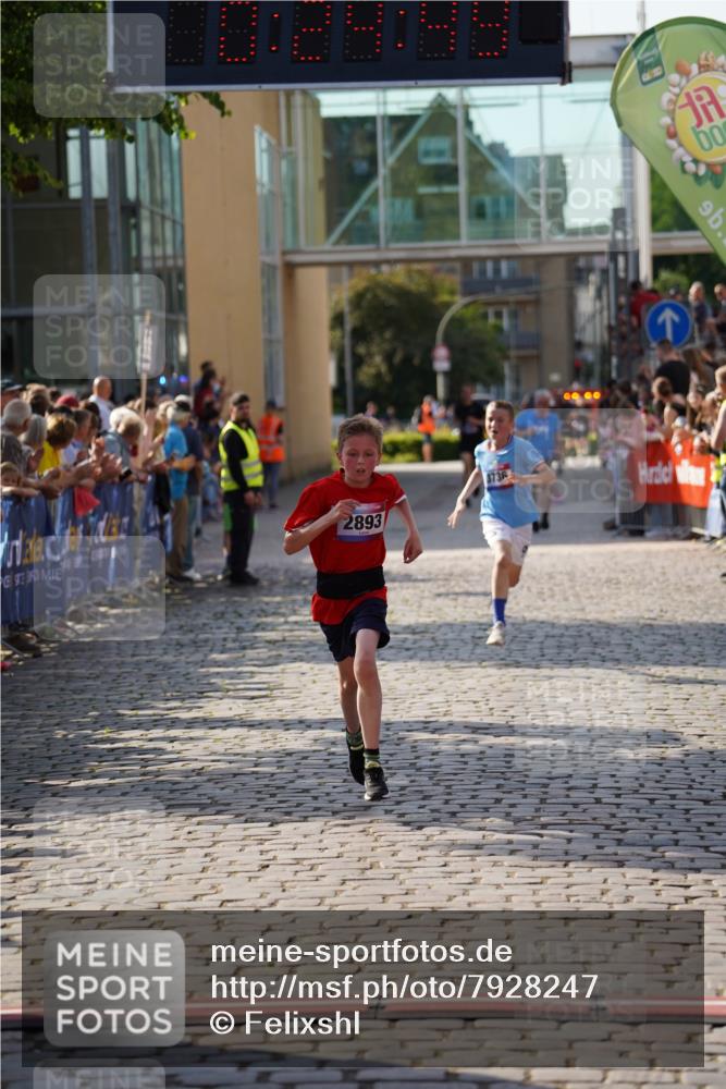 13.06.2025 - Holstenköstenlauf Felixshl http://msf.ph/oto/7928247 13.06.2025 17:54:51 Laufen 2893, 2979, 3736 meine-sportfotos.de