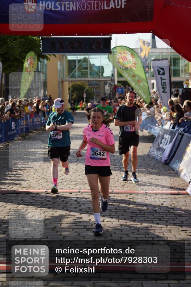 13.06.2025 - Holstenköstenlauf Felixshl http://msf.ph/oto/7928303 13.06.2025 17:55:20 Laufen 2355, 2616, 2675, 2744, 2981, 3199, 3642 meine-sportfotos.de