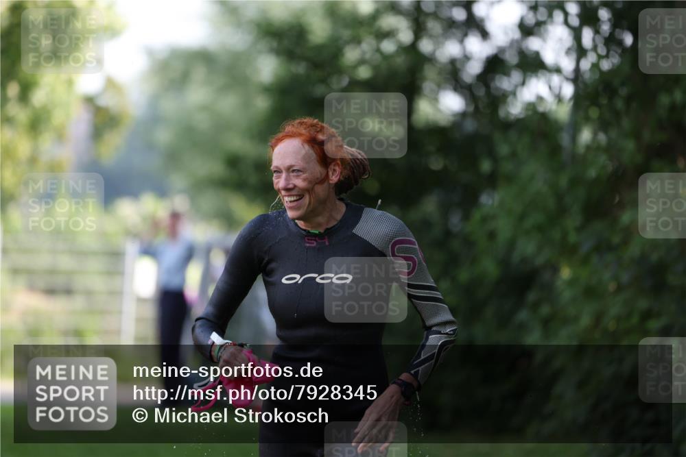 15.06.2025 - 7 Türme Triathlon Michael Strokosch http://msf.ph/oto/7928345 15.06.2025 09:15:43 Schwimmen 86, 97, 98, 99, 100 meine-sportfotos.de