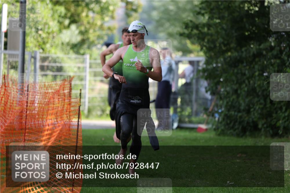15.06.2025 - 7 Türme Triathlon Michael Strokosch http://msf.ph/oto/7928447 15.06.2025 09:17:40 Schwimmen 11, 12, 13, 14, 103 meine-sportfotos.de