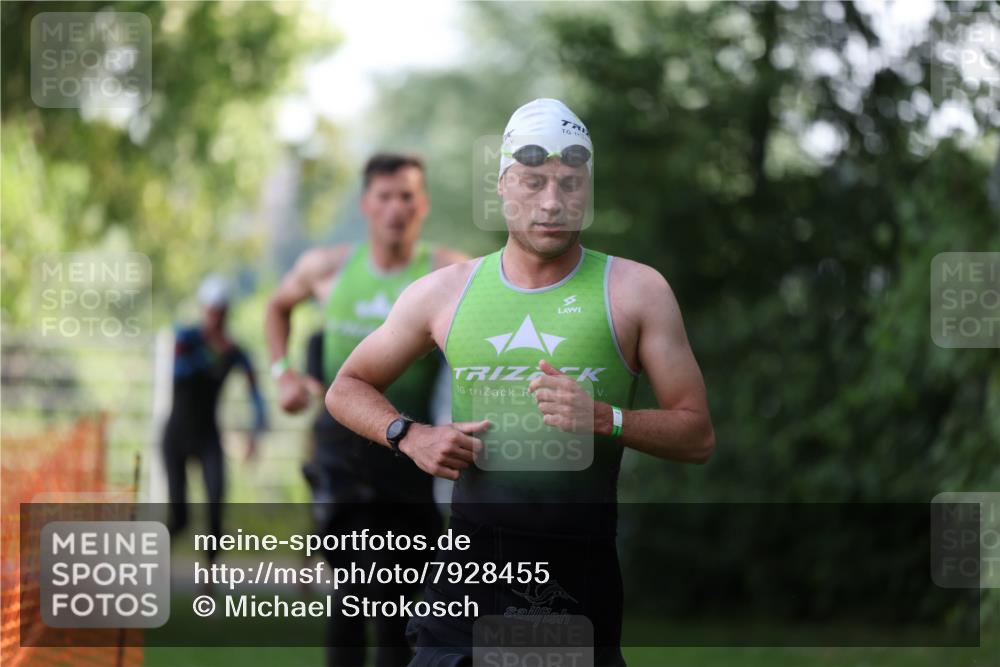 15.06.2025 - 7 Türme Triathlon Michael Strokosch http://msf.ph/oto/7928455 15.06.2025 09:17:42 Schwimmen 11, 12, 13, 14, 103 meine-sportfotos.de
