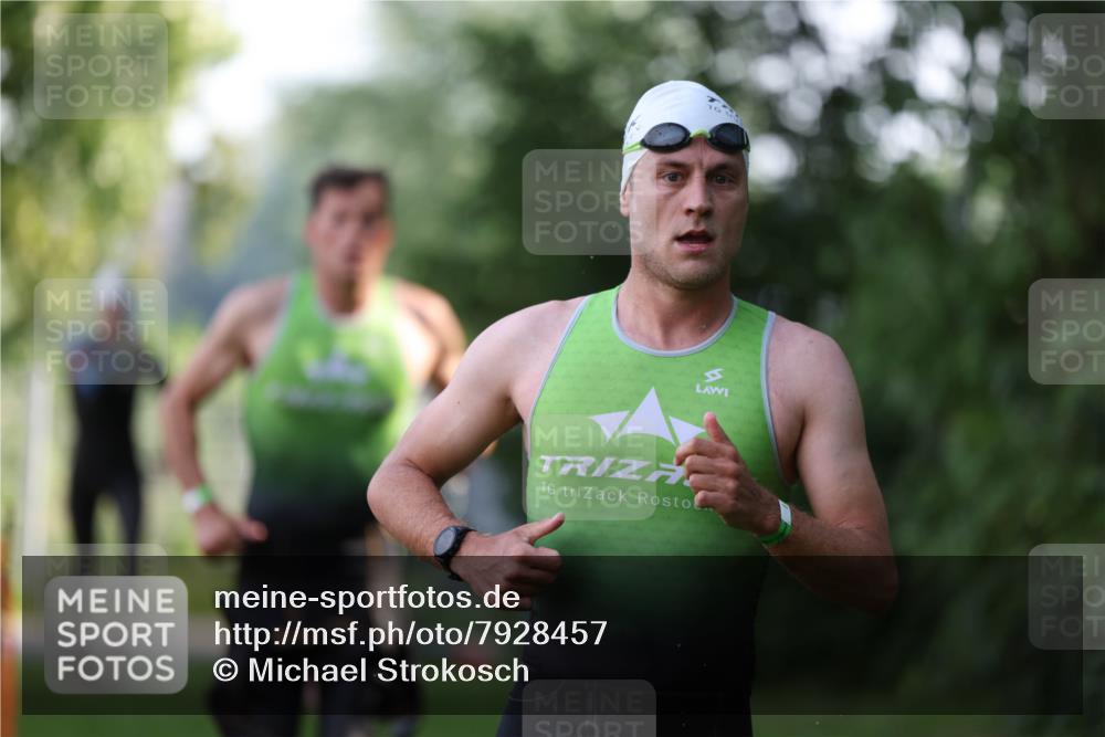 15.06.2025 - 7 Türme Triathlon Michael Strokosch http://msf.ph/oto/7928457 15.06.2025 09:17:43 Schwimmen 11, 12, 13, 14, 103 meine-sportfotos.de